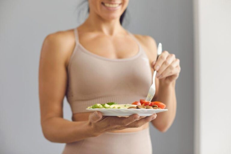 Gestión de la alimentación con restricciones en competición