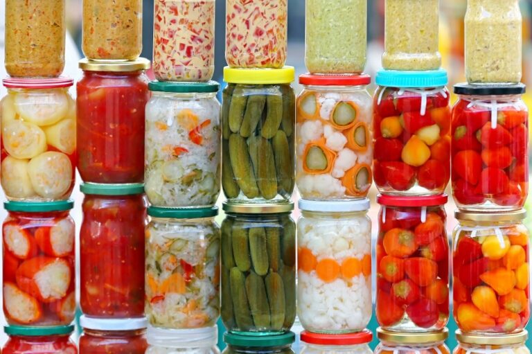 Qué beneficios tienen los vegetales fermentados